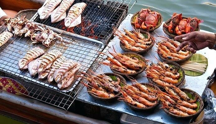 5 Pontoon Boat Grill Ideas & Cooking Process
