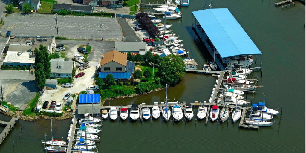 Middle River Yacht Club