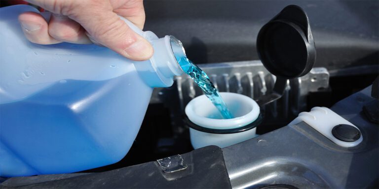 Revamp Your Car’s Cleaning: Windshield Washer Fluid Replacement