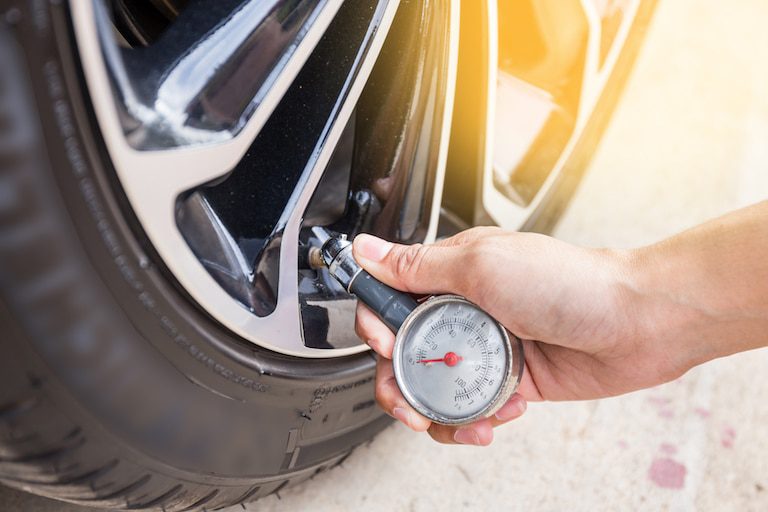 how to know your tire pressure